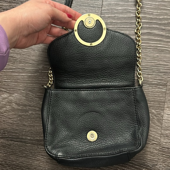 Michael Kors small cross body purse - Picture 3 of 8